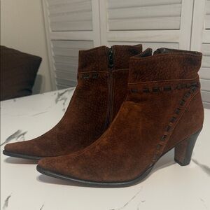 Vintage Rust Brown Suede Ankle Boots, Leather Trim, Leather Sole   READ SIZE